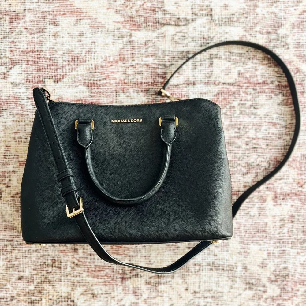 Michael Kors Savana Large Saffiano Leather Satchel. - Picture 1 of 8